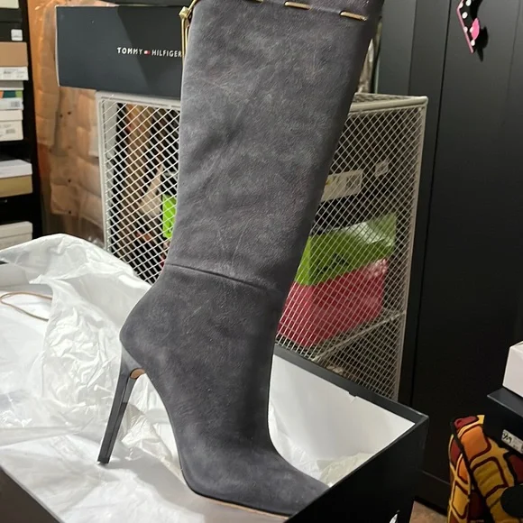French Connection gray suede boots - Picture 1 of 5